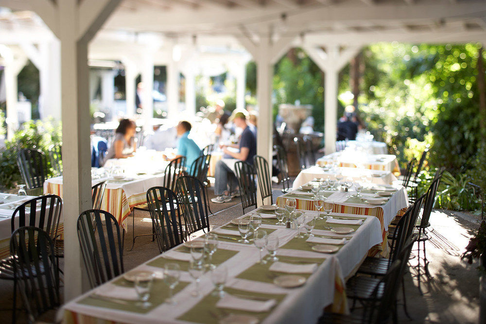 Calistoga Inn Restaurant And Brewery Bagian luar foto
